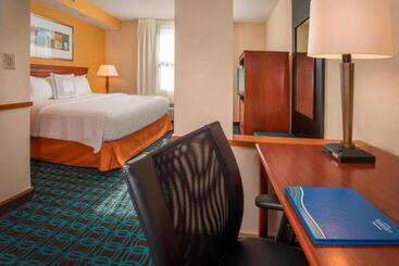 هتل Fairfield Inn & Suites By Marriott Williamsburg
