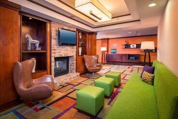 هتل Fairfield Inn & Suites By Marriott Williamsburg