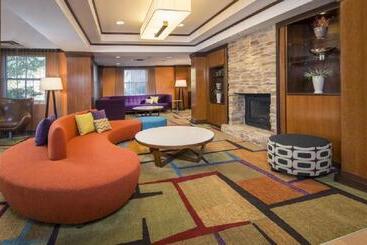 هتل Fairfield Inn & Suites By Marriott Williamsburg