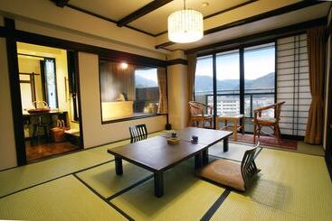 هتل Sasara Gero Hot Springs
