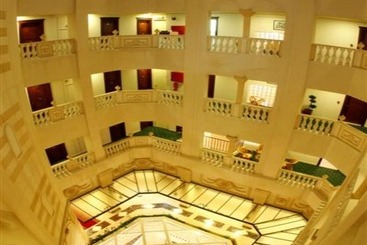 هتل Serenada Golden Palace   Boutique