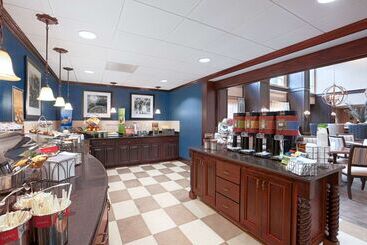 هتل Hampton Inn & Suites Wells Ogunquit