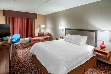 هتل Hampton Inn Deadwood At Tin Lizzie Gaming Resort
