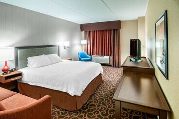 هتل Hampton Inn Deadwood At Tin Lizzie Gaming Resort