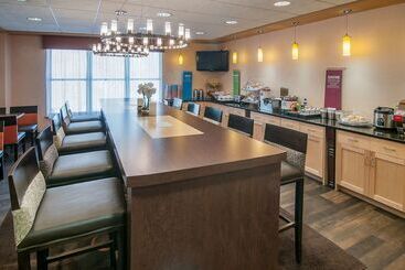هتل Hampton Inn Deadwood At Tin Lizzie Gaming Resort
