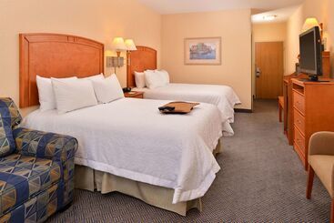 هتل Hampton Inn Grand Island