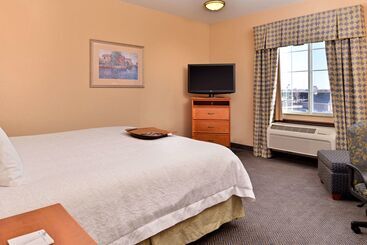 هتل Hampton Inn Grand Island