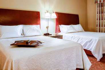 هتل Hampton Inn Pendleton