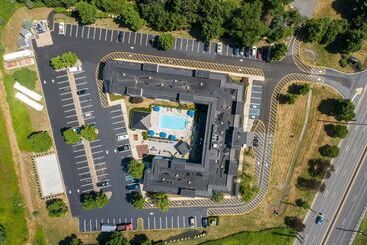 هتل Hampton Inn Princeton