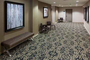 هتل Hampton Inn & Suites Boisedowntown