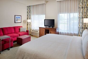 هتل Hampton Inn & Suites Palmdale