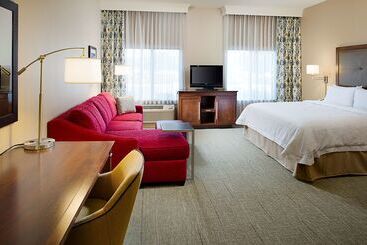 هتل Hampton Inn & Suites Palmdale