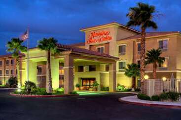 هتل Hampton Inn & Suites Palmdale