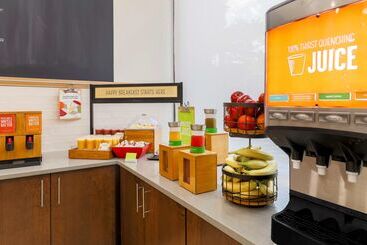 هتل Hampton Inn & Suites Pittsburgh Downtown
