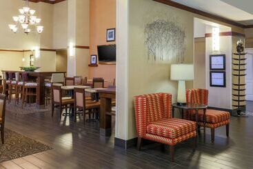 هتل Hampton Inn & Suites Tallahassee I 10/thomasville Road, Fl