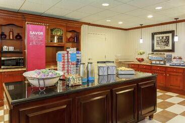 هتل Hampton Inn & Suites Tallahassee I 10/thomasville Road, Fl