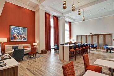 בית מלון כפרי Hampton Inn & Suites Tucson East/williams Center