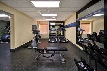 هتل Hampton Inn White River Junction