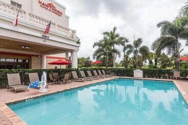هتل Hawthorn Extended Stay By Wyndham West Palm Beach
