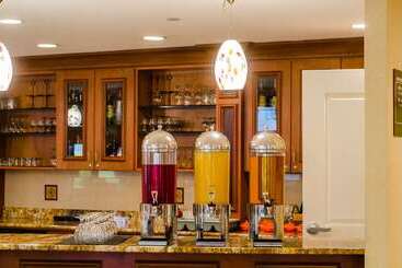 هتل Hilton Garden Inn Bowling Green