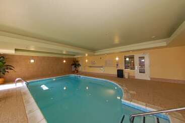 هتل Hilton Garden Inn Bowling Green