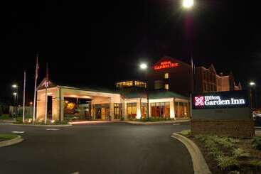 هتل Hilton Garden Inn Bowling Green
