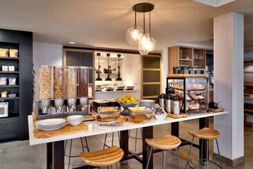 هتل Hilton Garden Inn Bozeman