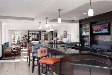 هتل Hilton Garden Inn Fargo