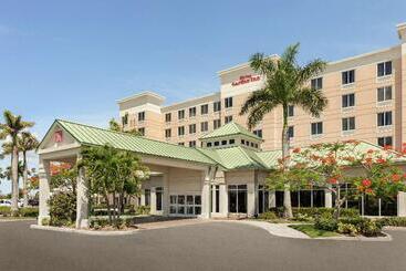 هتل Hilton Garden Inn Fort Myers Airport/fgcu