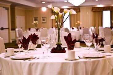 هتل Hilton Garden Inn Harrisburg East