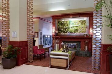 هتل Hilton Garden Inn Oklahoma City Airport