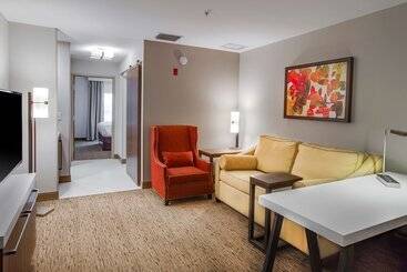 هتل Hilton Garden Inn Oklahoma City Airport