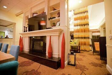 هتل Hilton Garden Inn Oxnard/camarillo