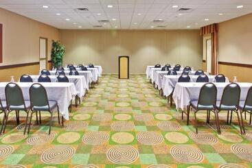هتل Holiday Inn Bloomington University Area, An Ihg