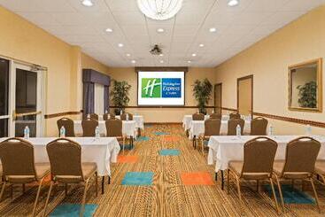 هتل Holiday Inn Express & Suites Lakeland North I 4, An Ihg