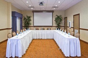هتل Holiday Inn Express & Suites Lakeland North I 4, An Ihg
