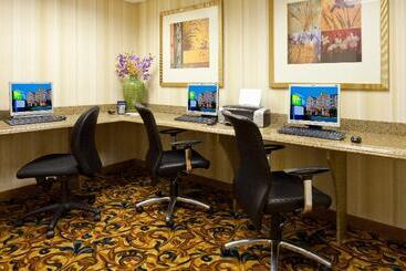 هتل Holiday Inn Express & Suites Lakeland North I 4, An Ihg