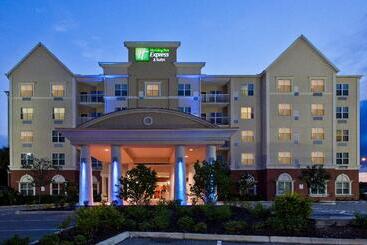 هتل Holiday Inn Express & Suites Lakeland North I 4, An Ihg