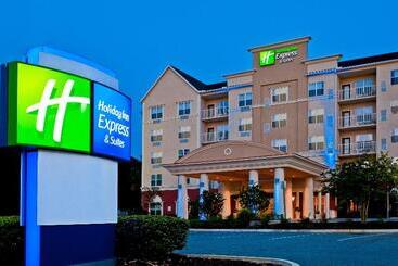 هتل Holiday Inn Express & Suites Lakeland North I 4, An Ihg