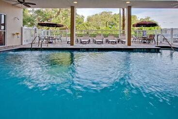 هتل Holiday Inn Express & Suites Lakeland North I 4, An Ihg