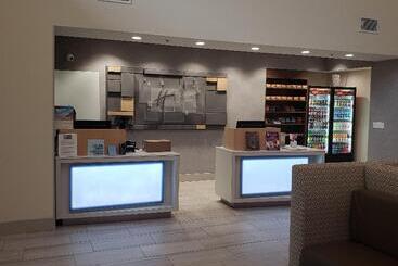 هتل Holiday Inn Express Tampa North Telecom Park, An Ihg