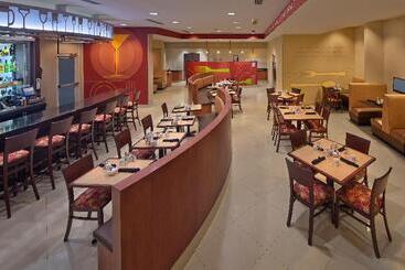 هتل Holiday Inn Jacksonville E 295 Baymeadows, An Ihg