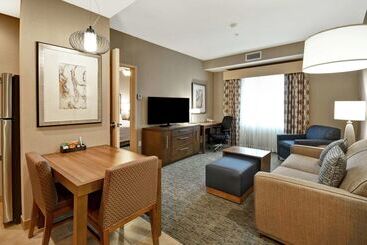 هتل Homewood Suites By Hilton Boise