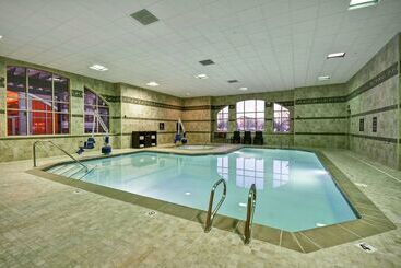 هتل Homewood Suites By Hilton Boise