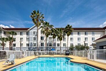 هتل Homewood Suites By Hilton Gainesville