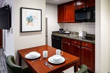 هتل Homewood Suites By Hilton Jacksonville South/st. Johns Ctr