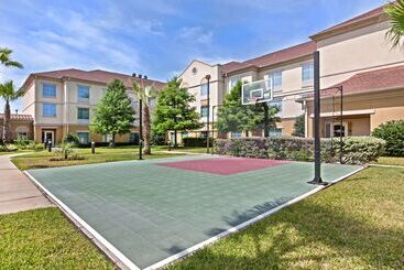 هتل Homewood Suites By Hilton Laredo At Mall Del Norte