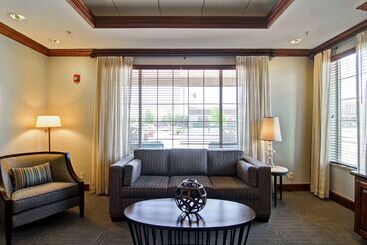 هتل Homewood Suites By Hilton Oklahoma Citywest