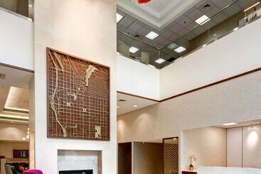 هتل Homewood Suites By Hilton Salt Lake Citydowntown