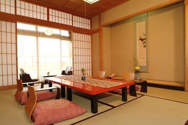 هتل Kamiyamada